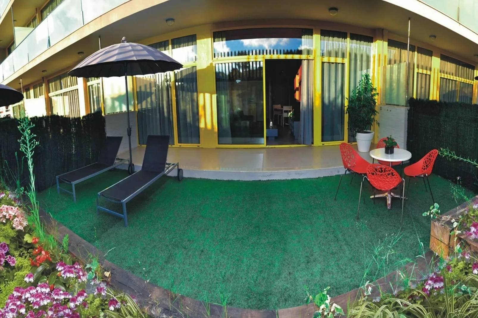 APOLO SUITES RENTALMAR 2/4-Terrasbalkon