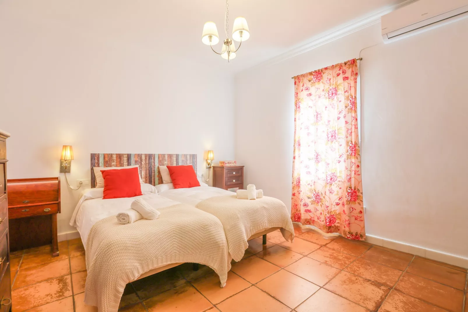 Casa Rural Los Menestrales-Slaapkamer