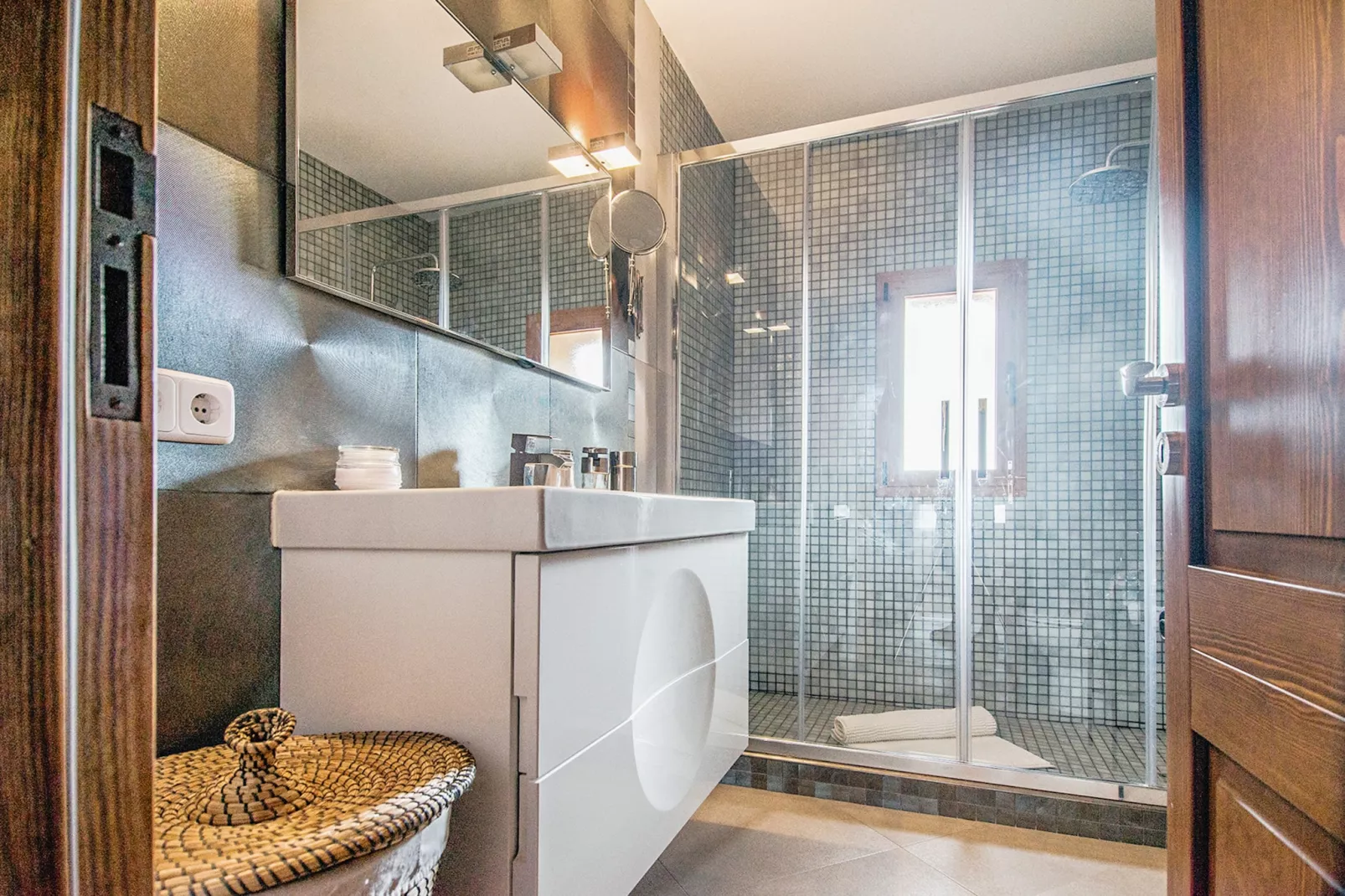 Es Turo Daviu, Finca 5StarsHome Mallorca-Badkamer
