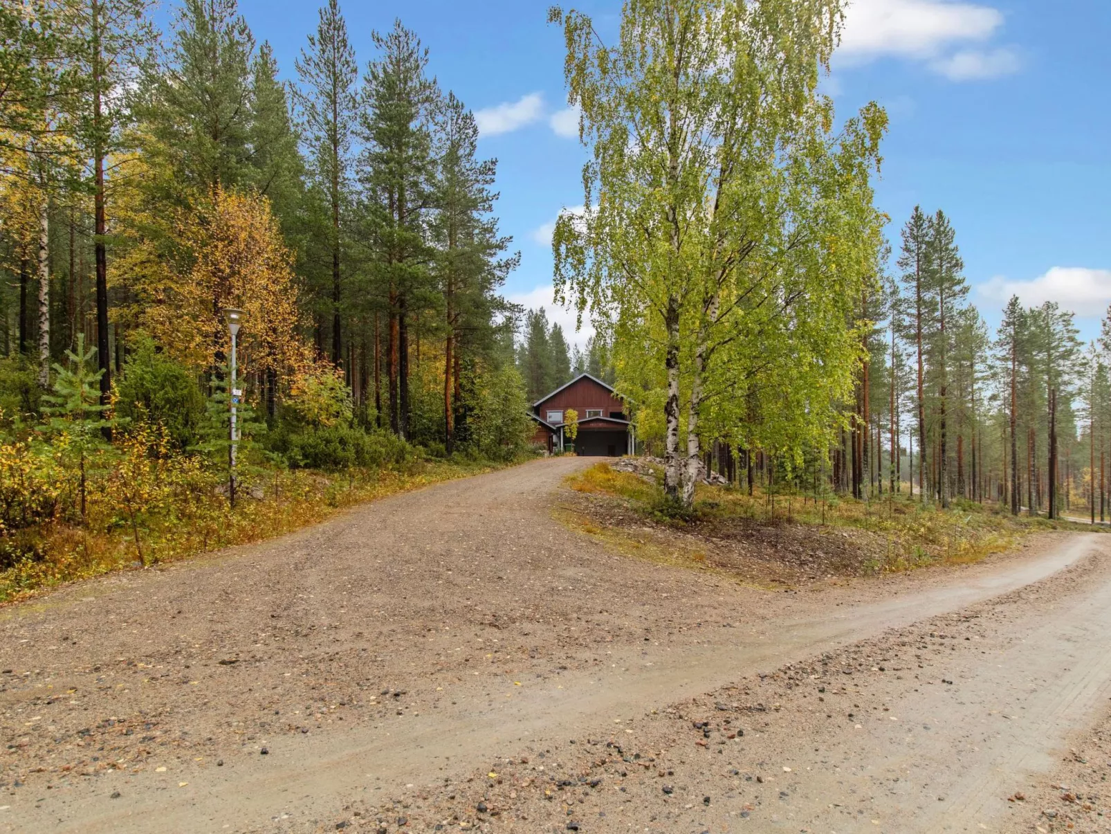 Villa uuttu-Buiten