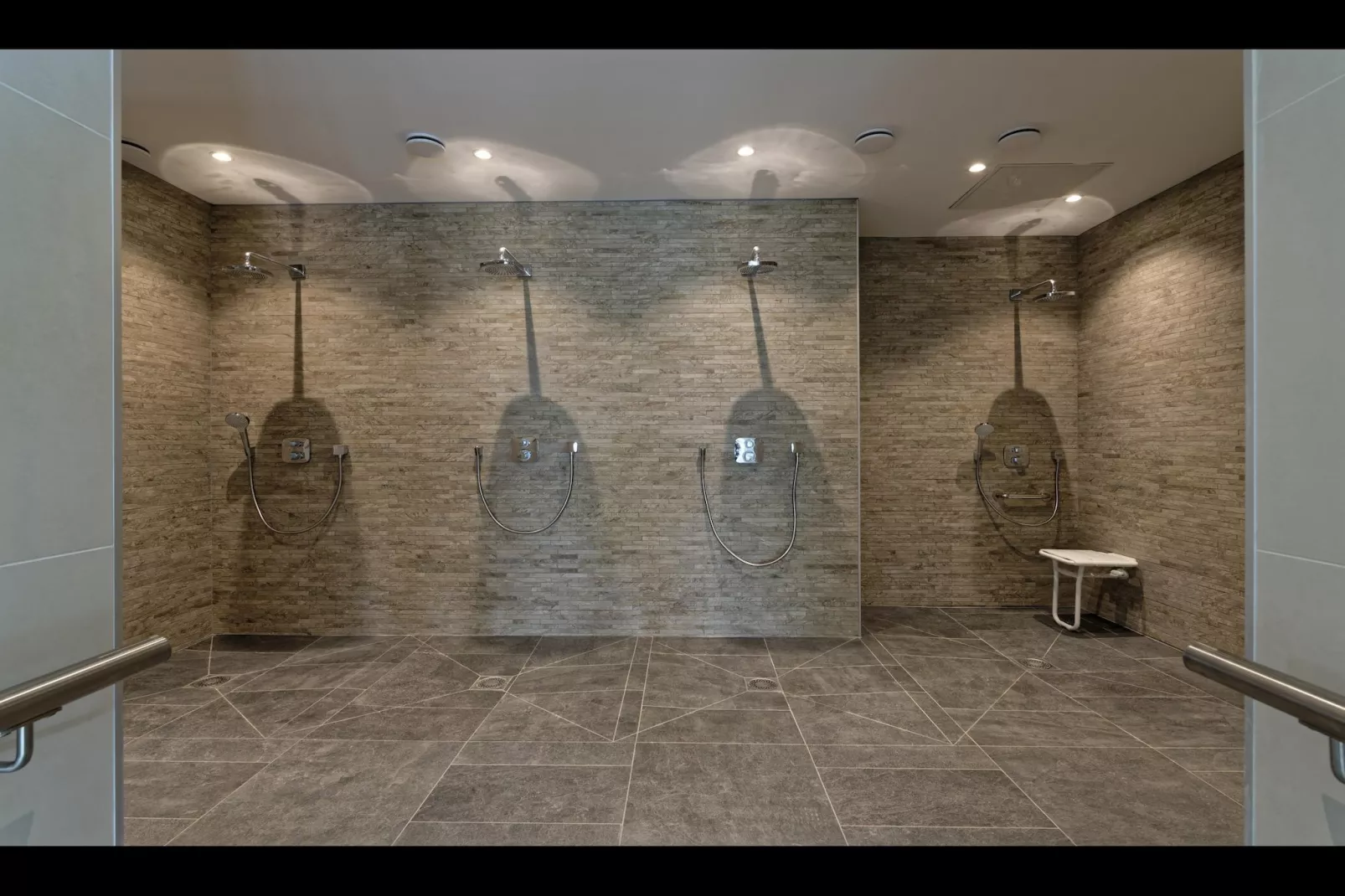 SAMOËNS-S8-Badkamer