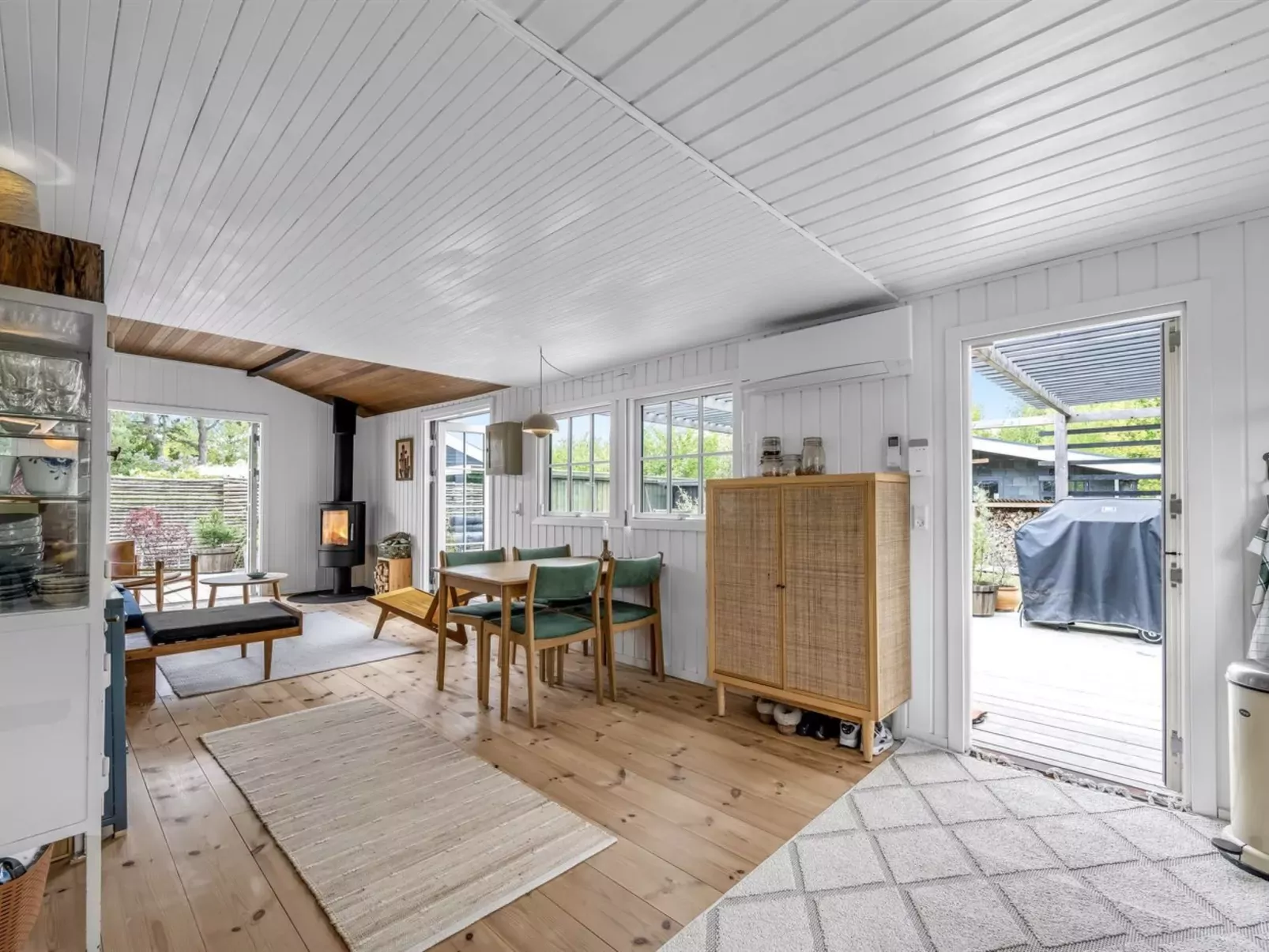 "Swea" - 275m from the sea-Binnen