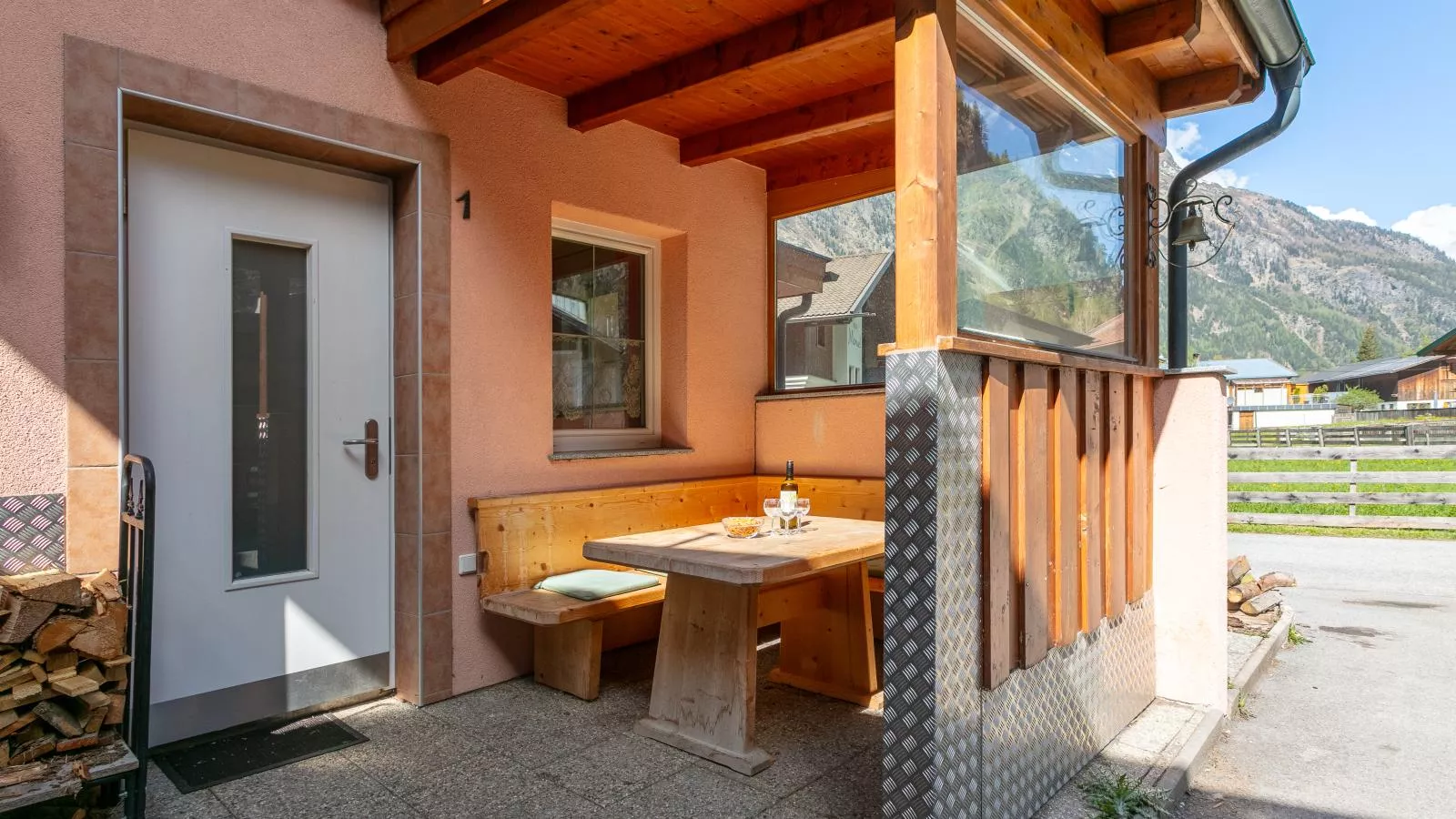 Haus Oliver 1-Tuinen zomer