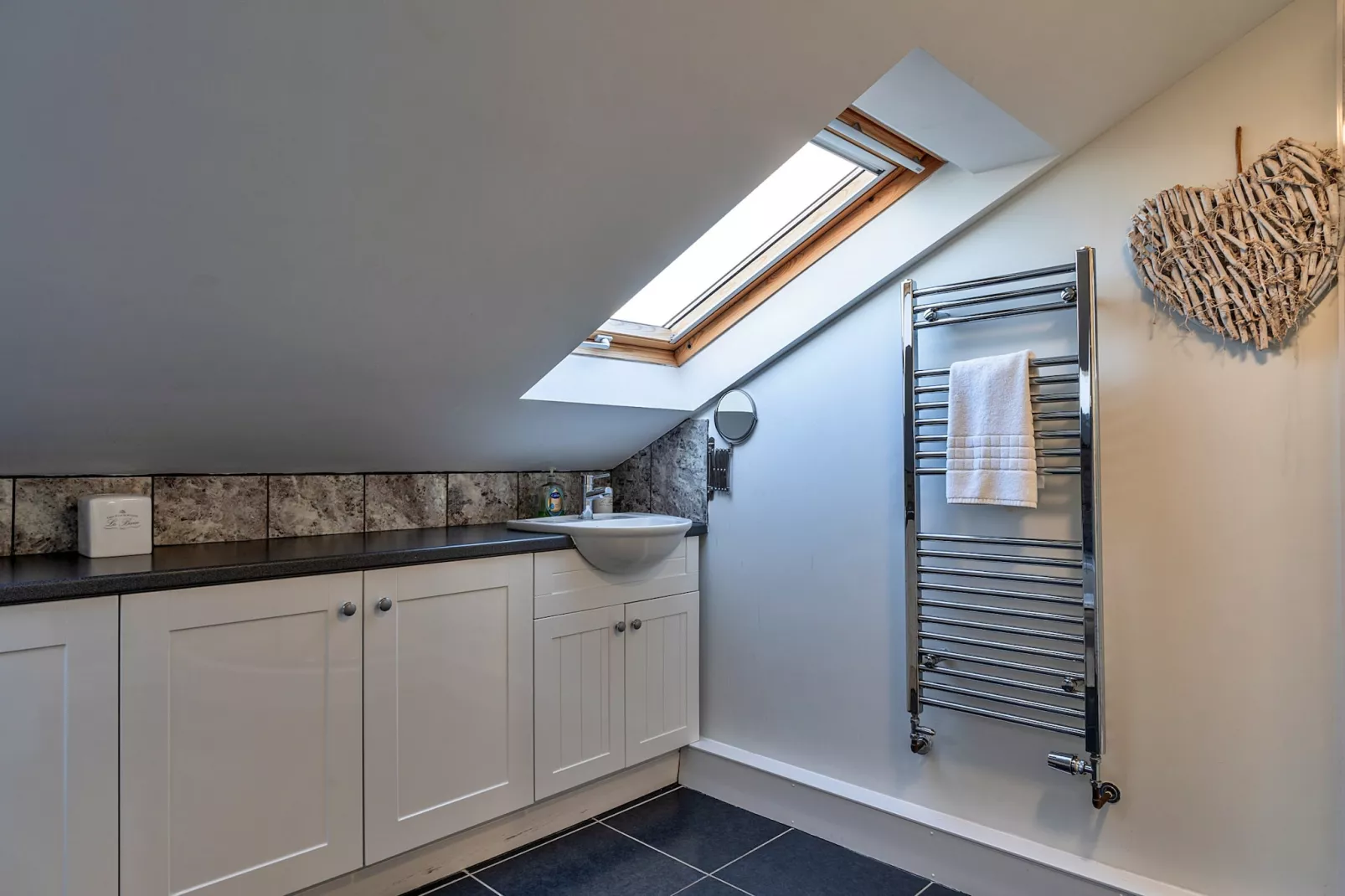 Trennal Barn-Badkamer