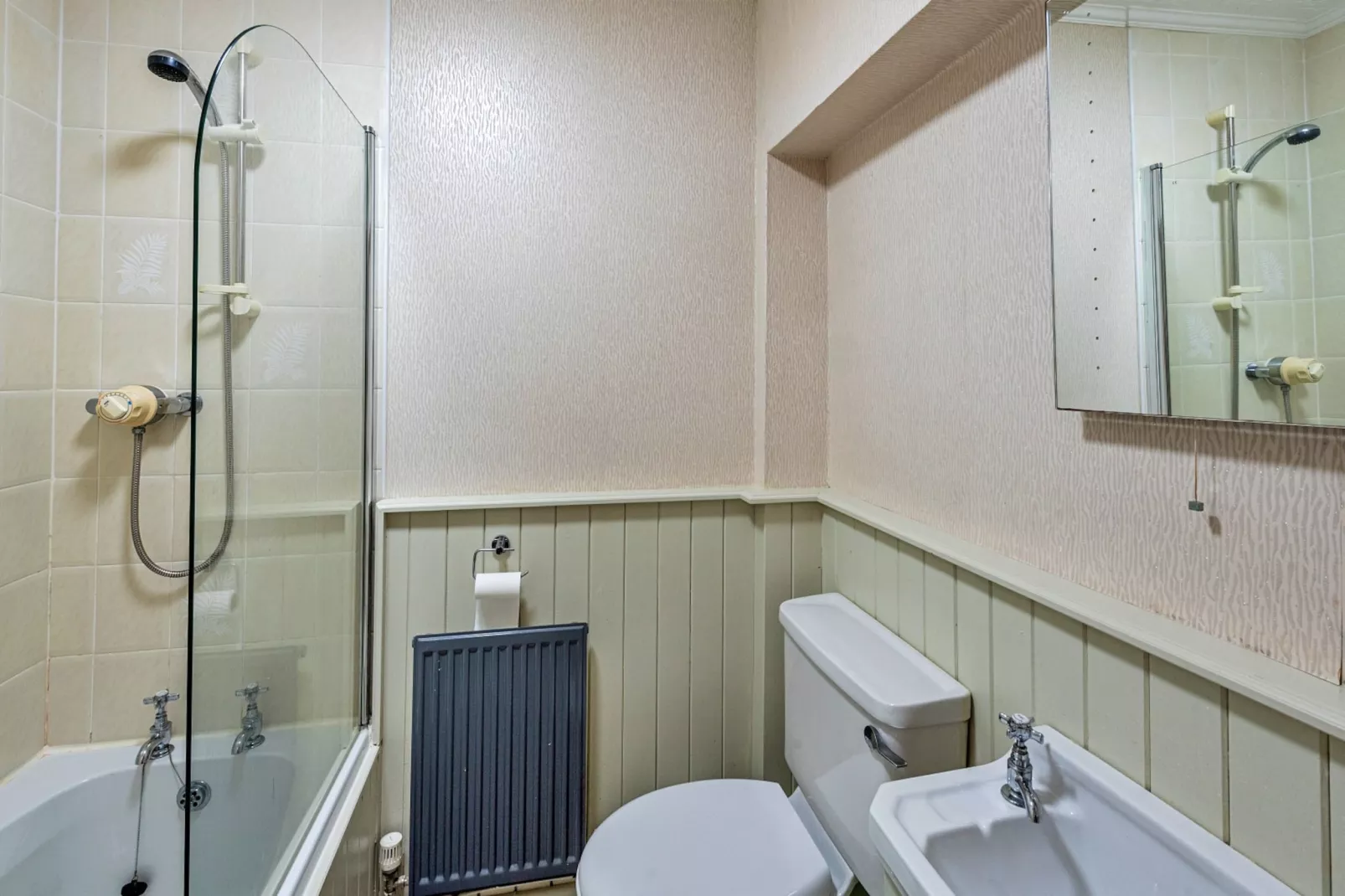 Ty Gwyn Hideaway-Badkamer