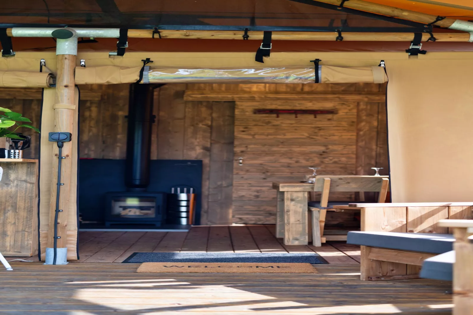 Rusty Lane, Safari Lodge-Image-tags.resort