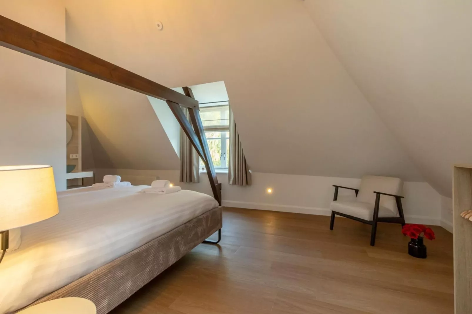 Vakantiehuis 'Boerderij Molenhof' - Stationsweg 5  Heinkenszand-Slaapkamer