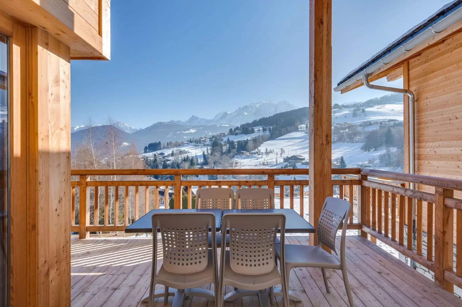 COMBLOUX Les Fermes du Mont Blanc -A50P-Terrasbalkon