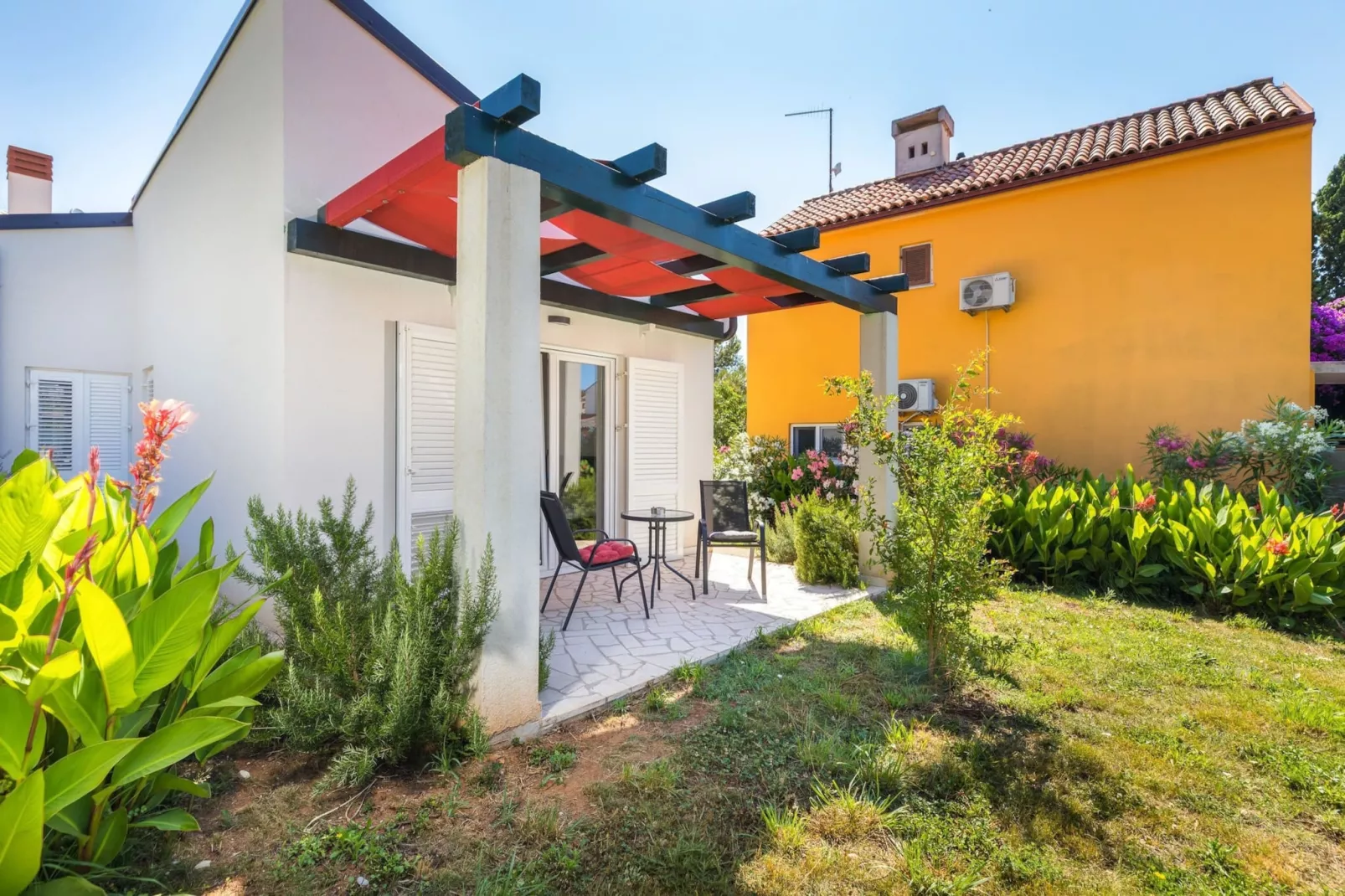 Villa Ziziphus - Private Pool with Jacuzzi-Buitenlucht