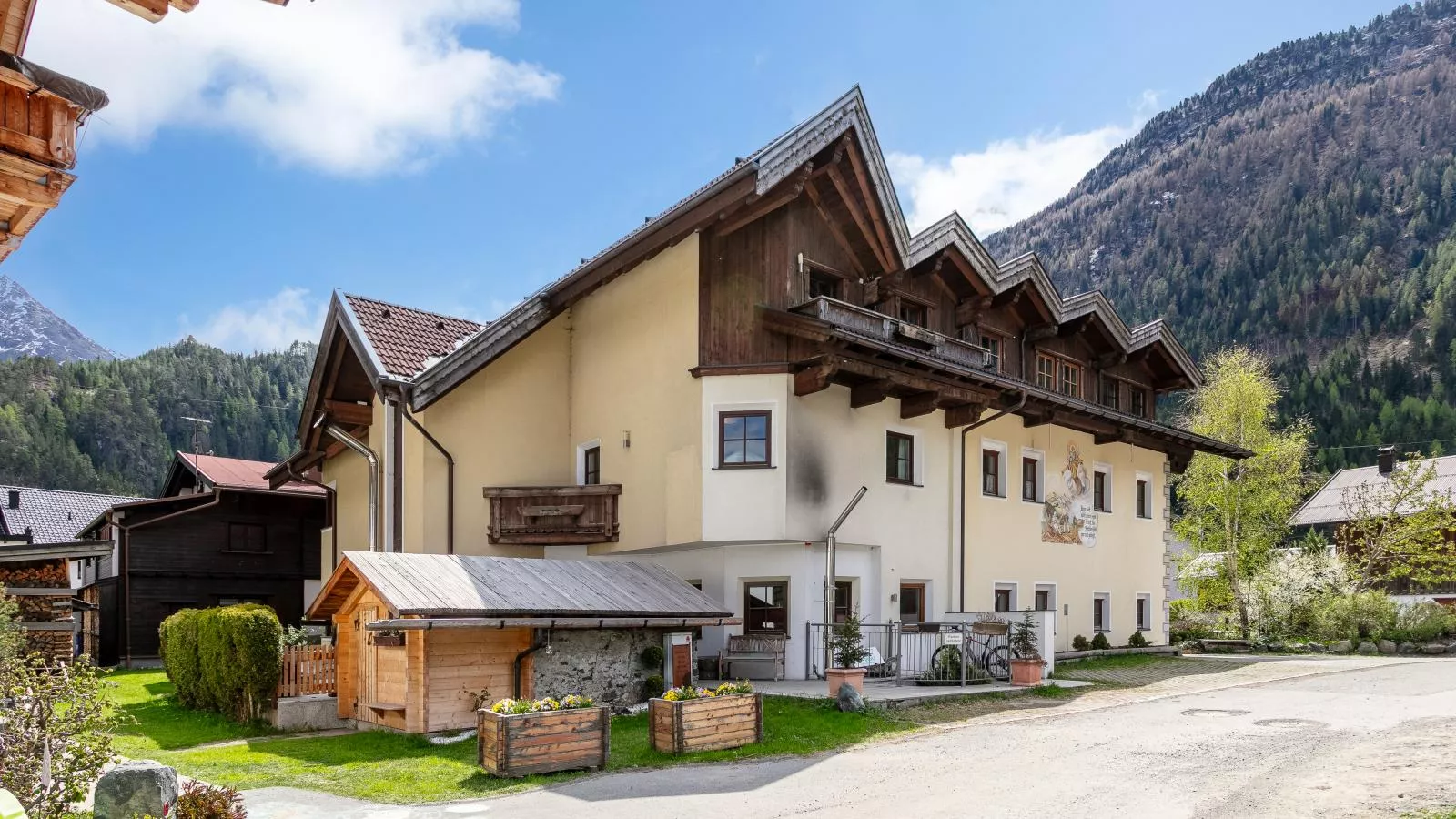 Schweizerhof Apfelrose-Buitenkant zomer