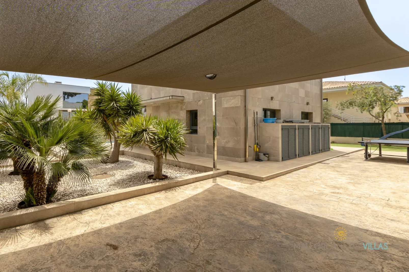 VILLA IOLA IDEAL PARA FAMILIAS A 150M DE LA PLAYA-Tuinen zomer