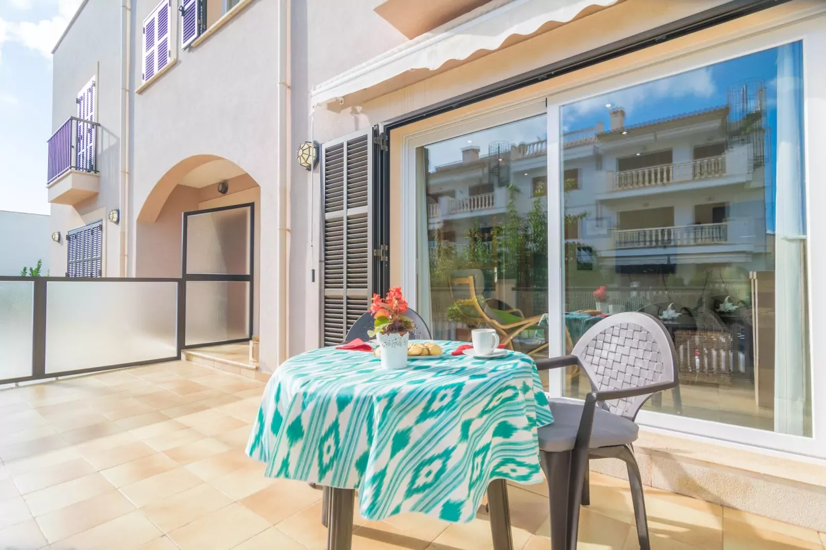 Lluna Home-Terrasbalkon