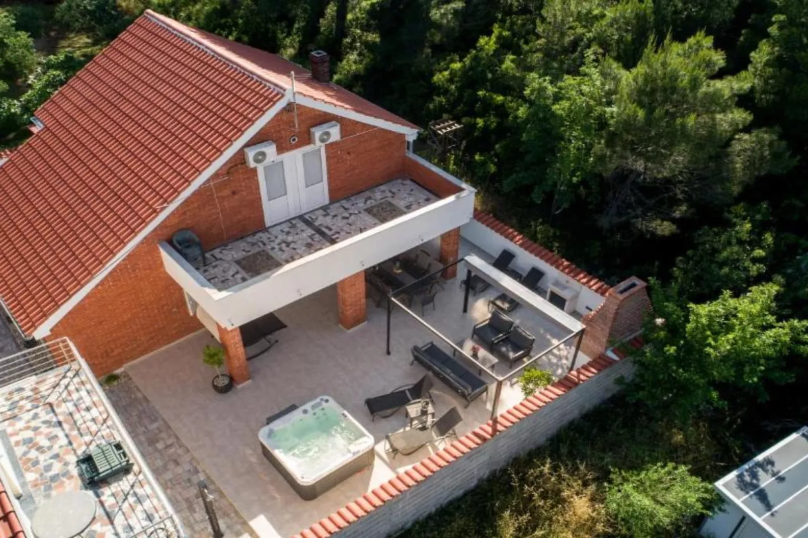 Four Bedroom Villa With Hot Tub-Uitzicht