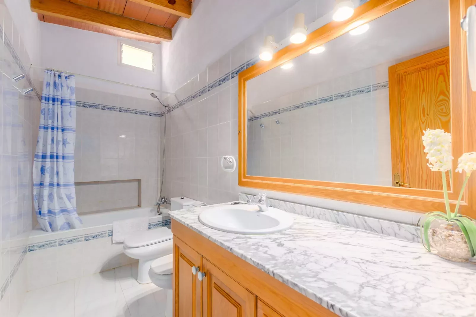 Casa Mas-Badkamer