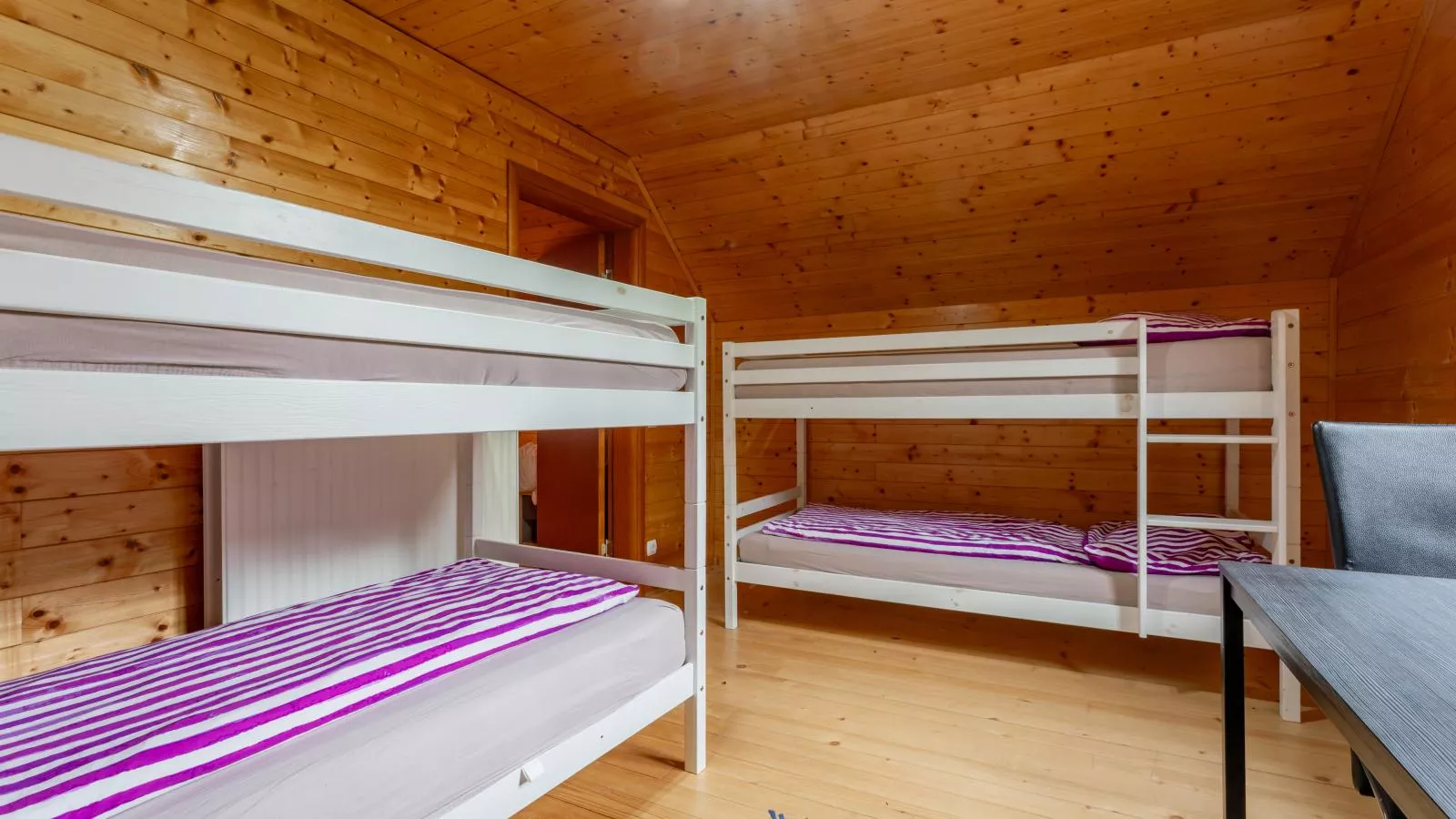 Karawankenpanorama L-Slaapkamer