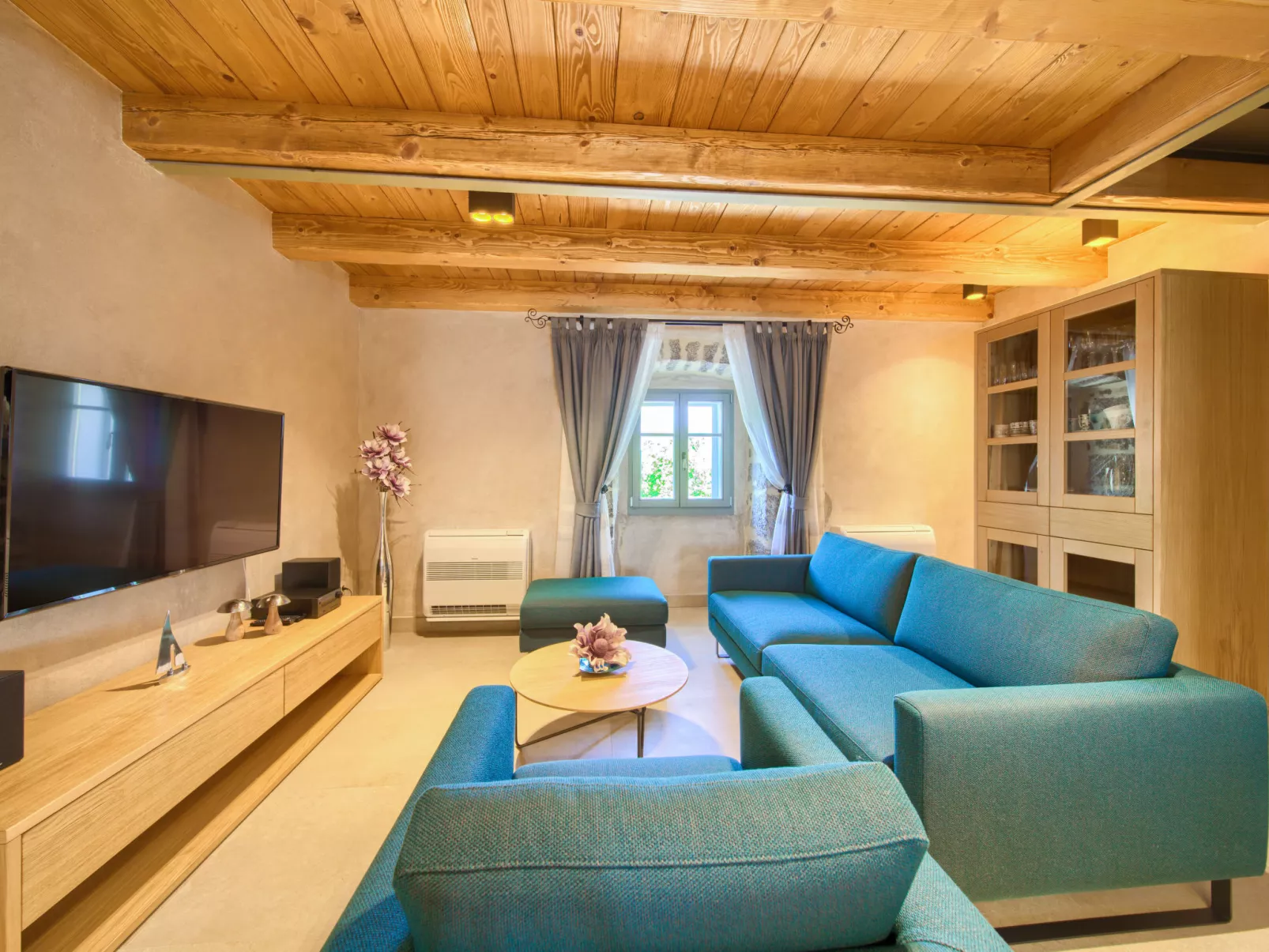 Jerini Main House