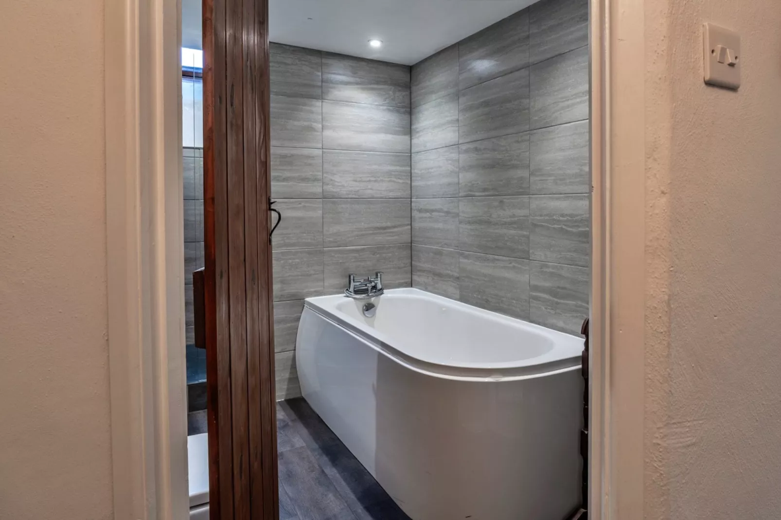 Whitley-Badkamer