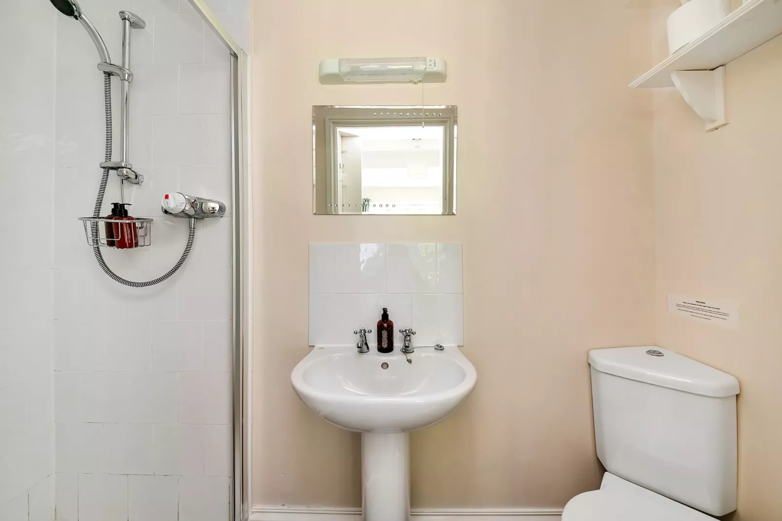 Loxley House-Badkamer