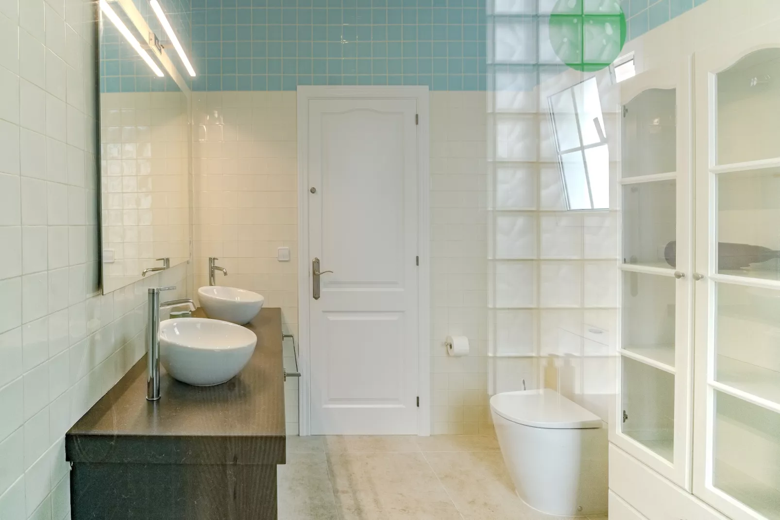 Villa Maricel-Badkamer