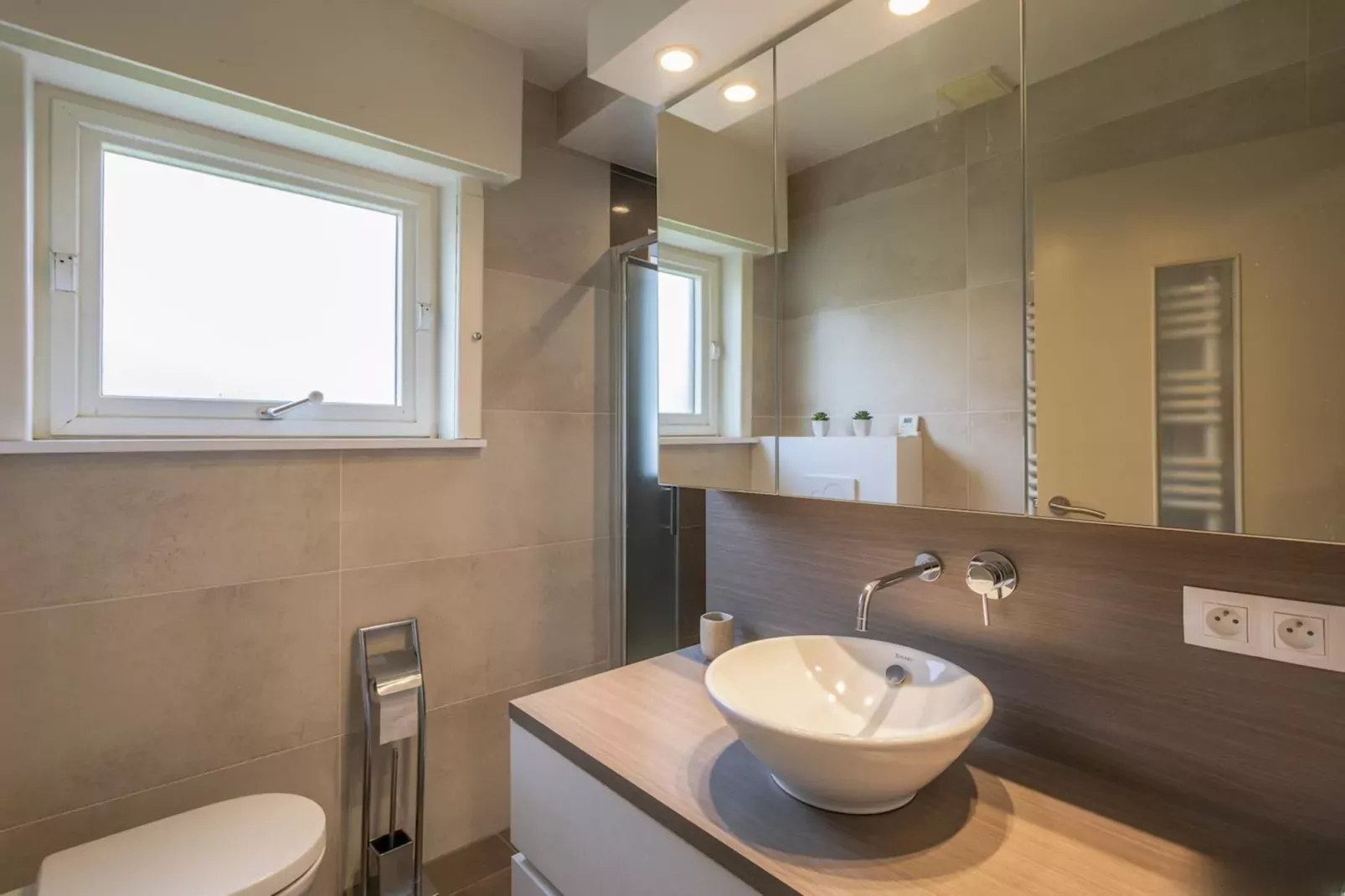 Ons Plekke-Badkamer