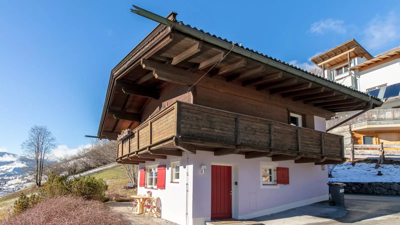 Kitzbüheler-Alpen Chalet-Exterieur winter