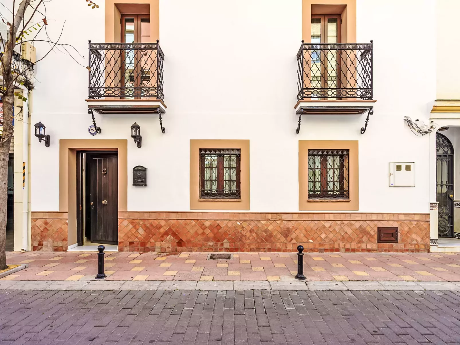 El patio de Lazaro-Buiten