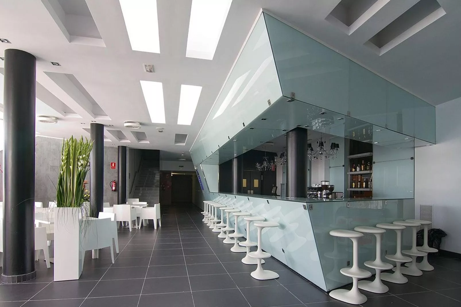 APOLO SUITES RENTALMAR 2/4-Faciliteiten