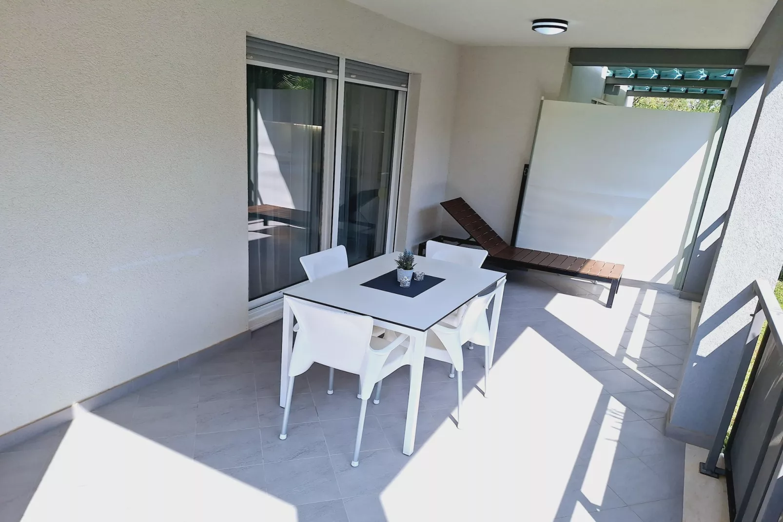 Enelani 1-Terrasbalkon
