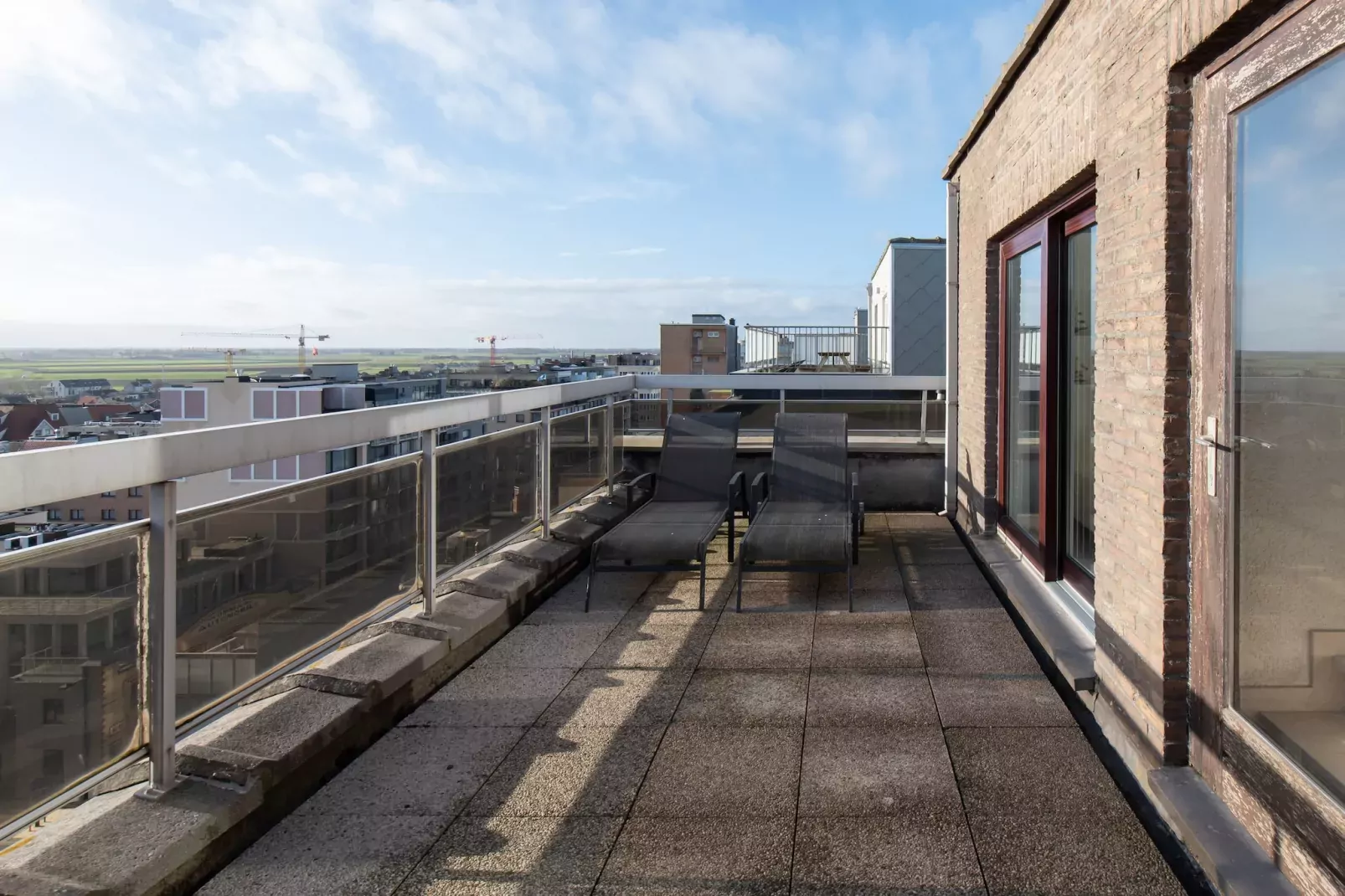 ZANDBK1 1001/ TV10-Terrasbalkon
