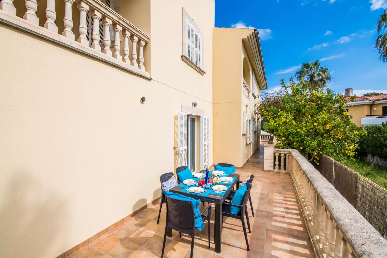 Villa Corb Mari-Terrasbalkon