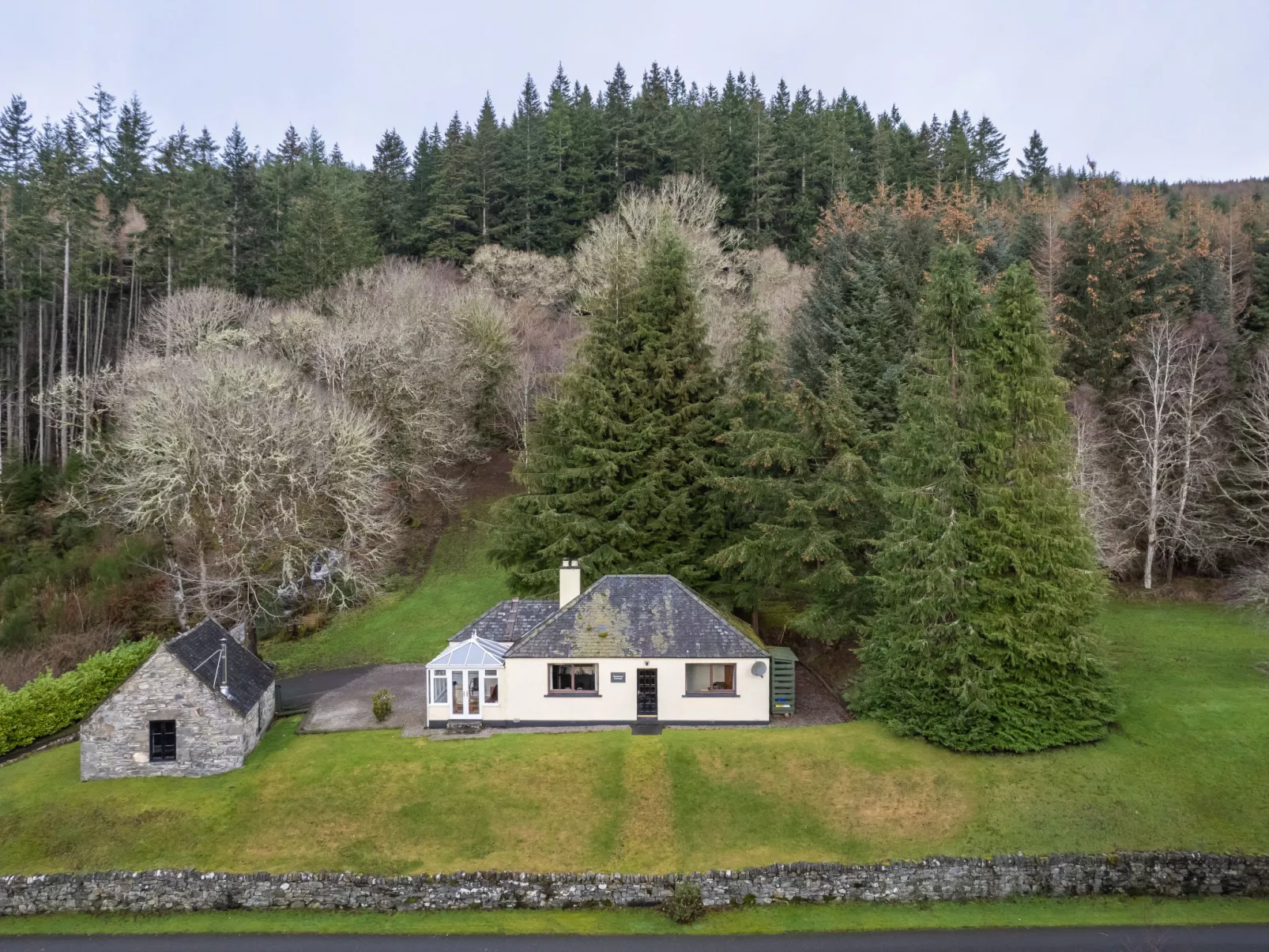 Farmburn Bothy-Buiten