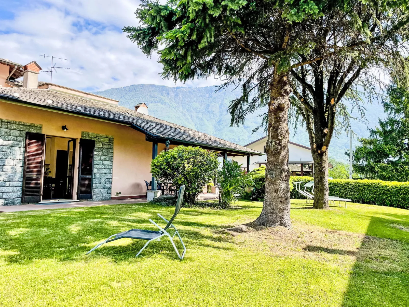 Casa Alessio-Buiten