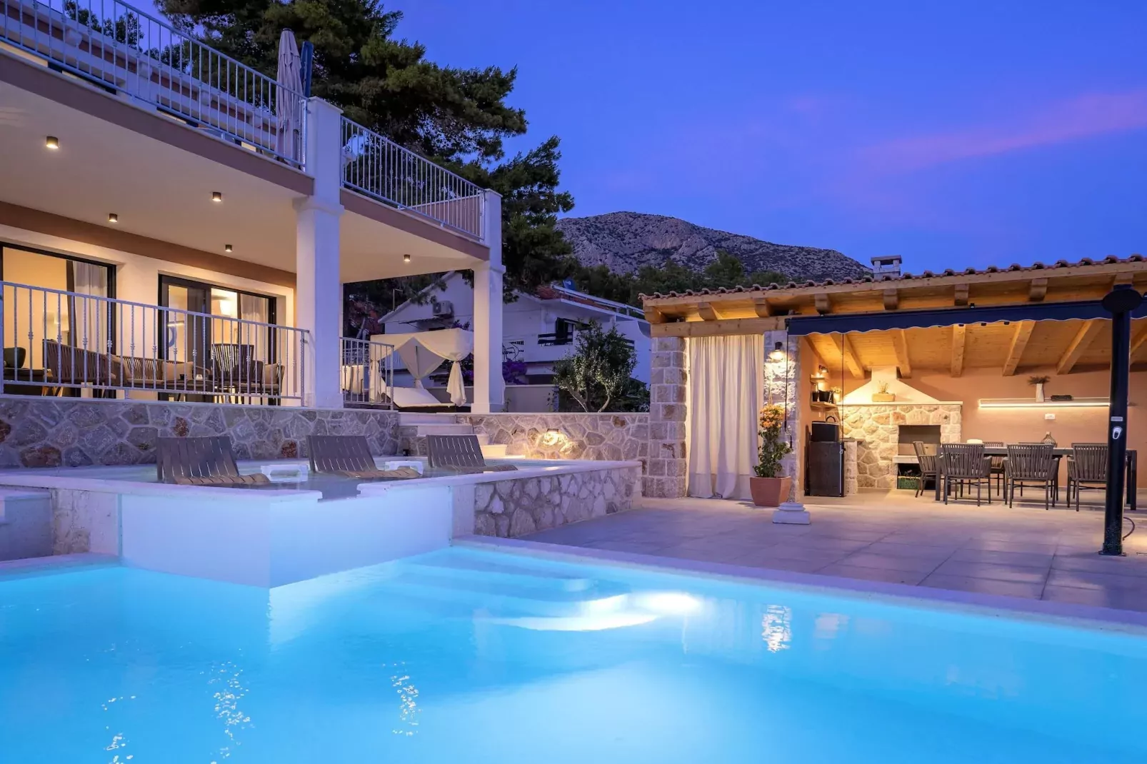 Villa Luce di Mare - Three Bedroom Villa with Pool-Zwembad
