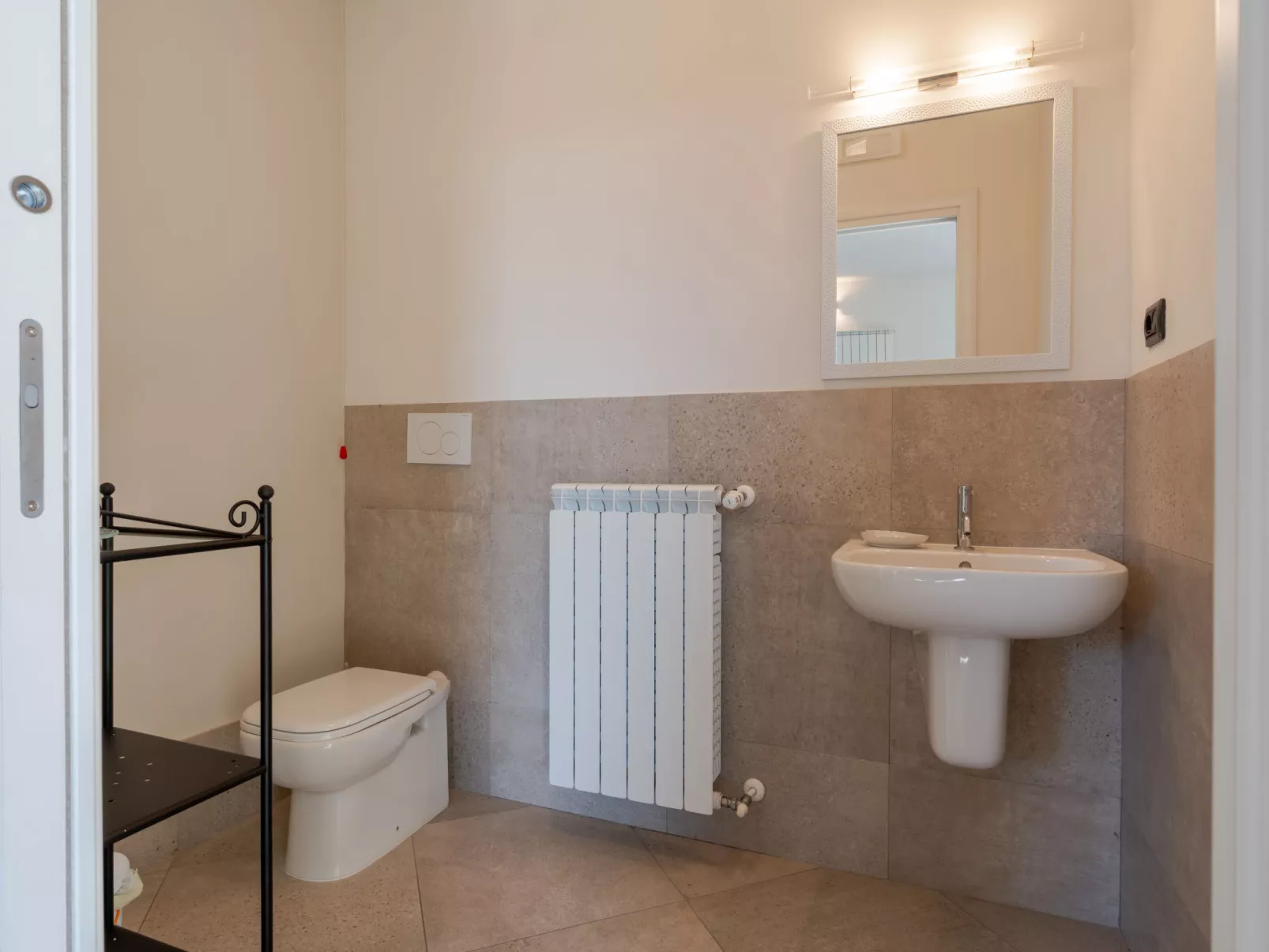 Relais San Desiderio-Binnen