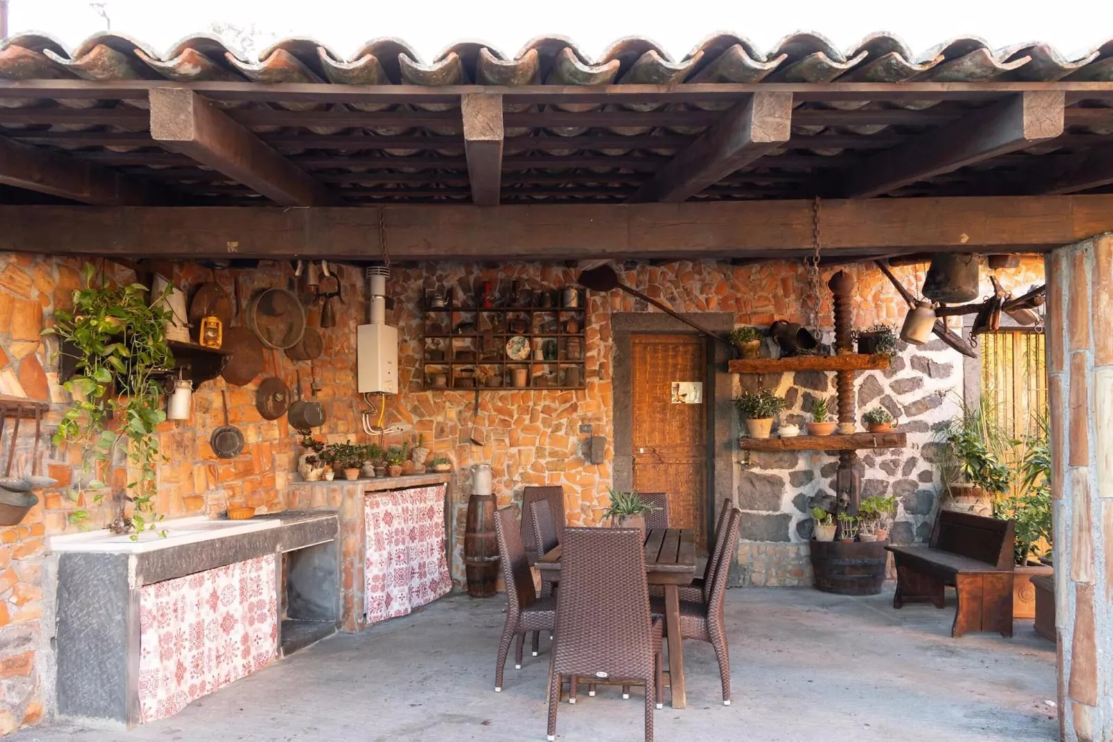 Holiday home Castiglione di Sicilia-Villa Jelú ex Villa Maria-Terrasbalkon