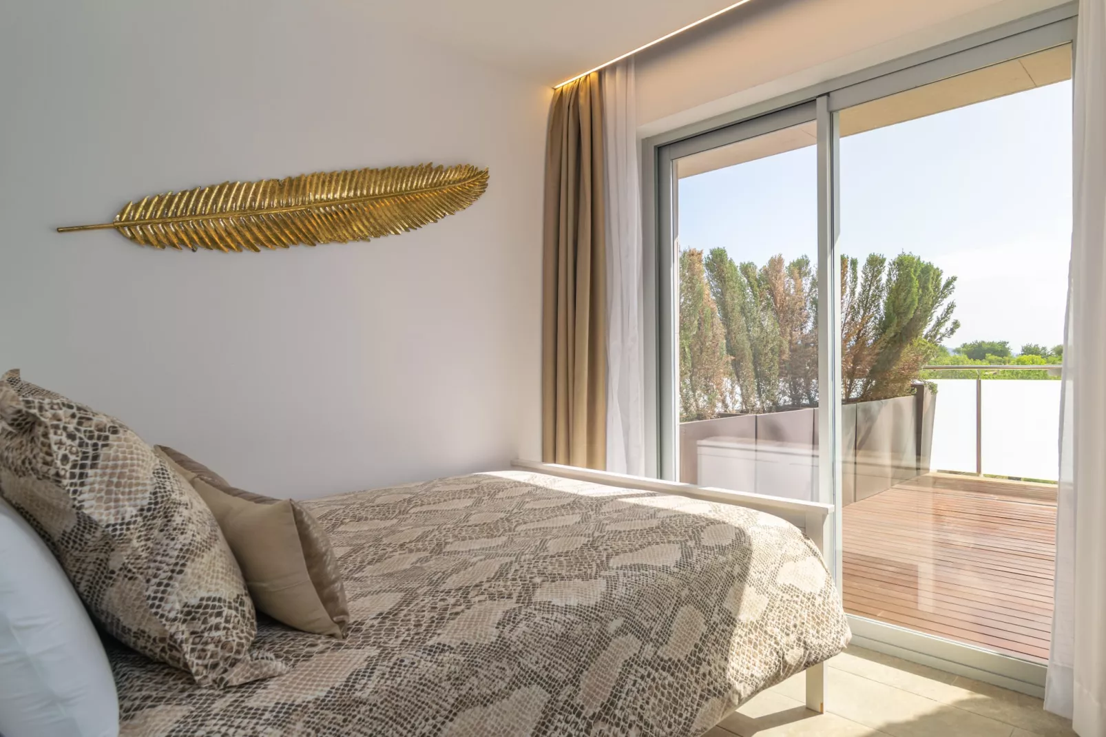 Rainbow Home Mallorca-Image-tags.