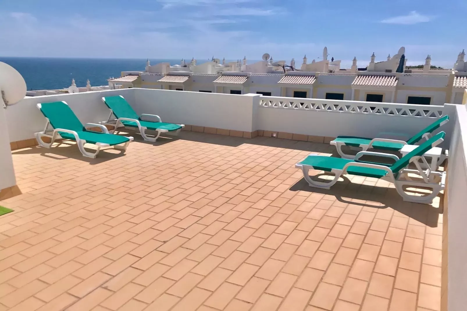 15 Terraços de Benagil (Casa Machado)-Terras