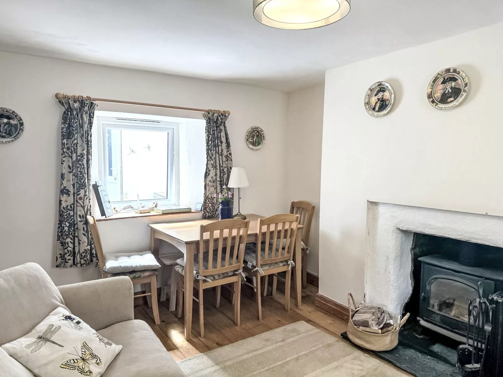 Seaforth Cottage-Binnen