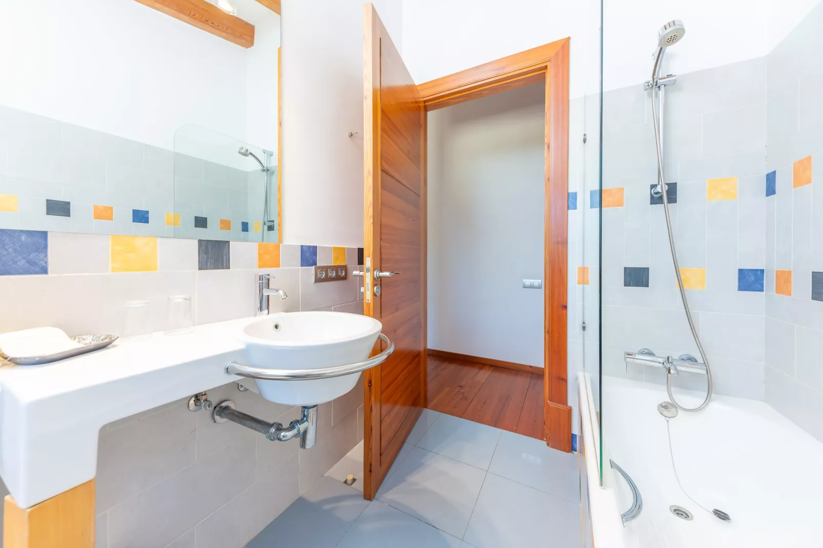 Villa Golf Marina-Badkamer