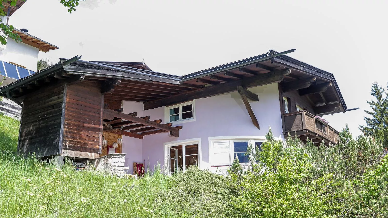 Kitzbüheler-Alpen Chalet-Buitenkant zomer