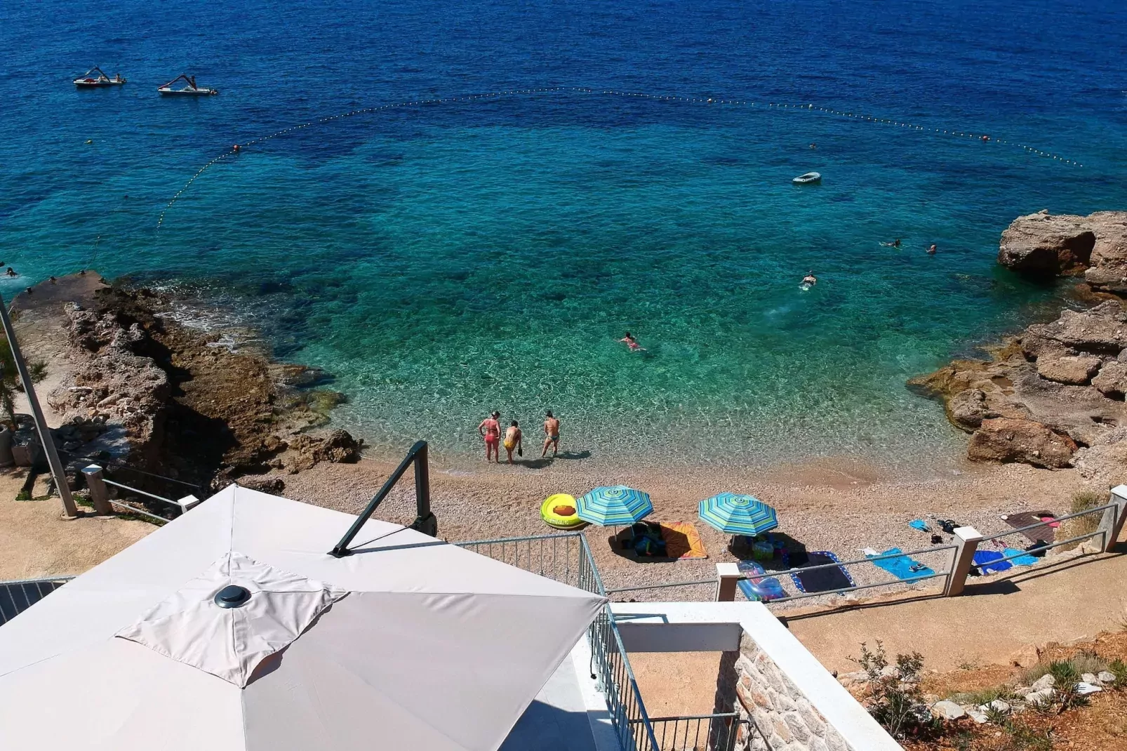 Villa Luce di Mare - Three Bedroom Villa with Pool-Uitzicht