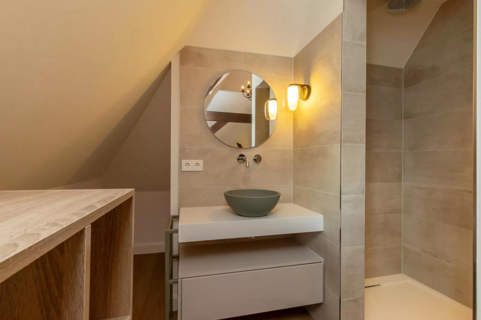 Vakantiehuis 'Boerderij Molenhof' - Stationsweg 5  Heinkenszand-Badkamer