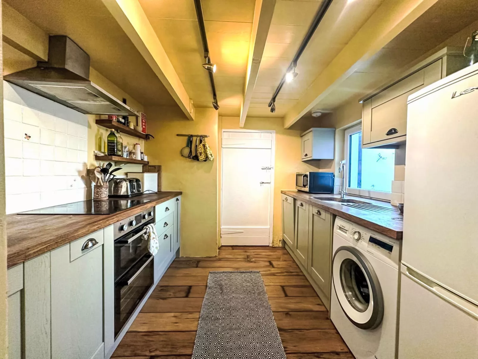 Seaforth Cottage-Binnen