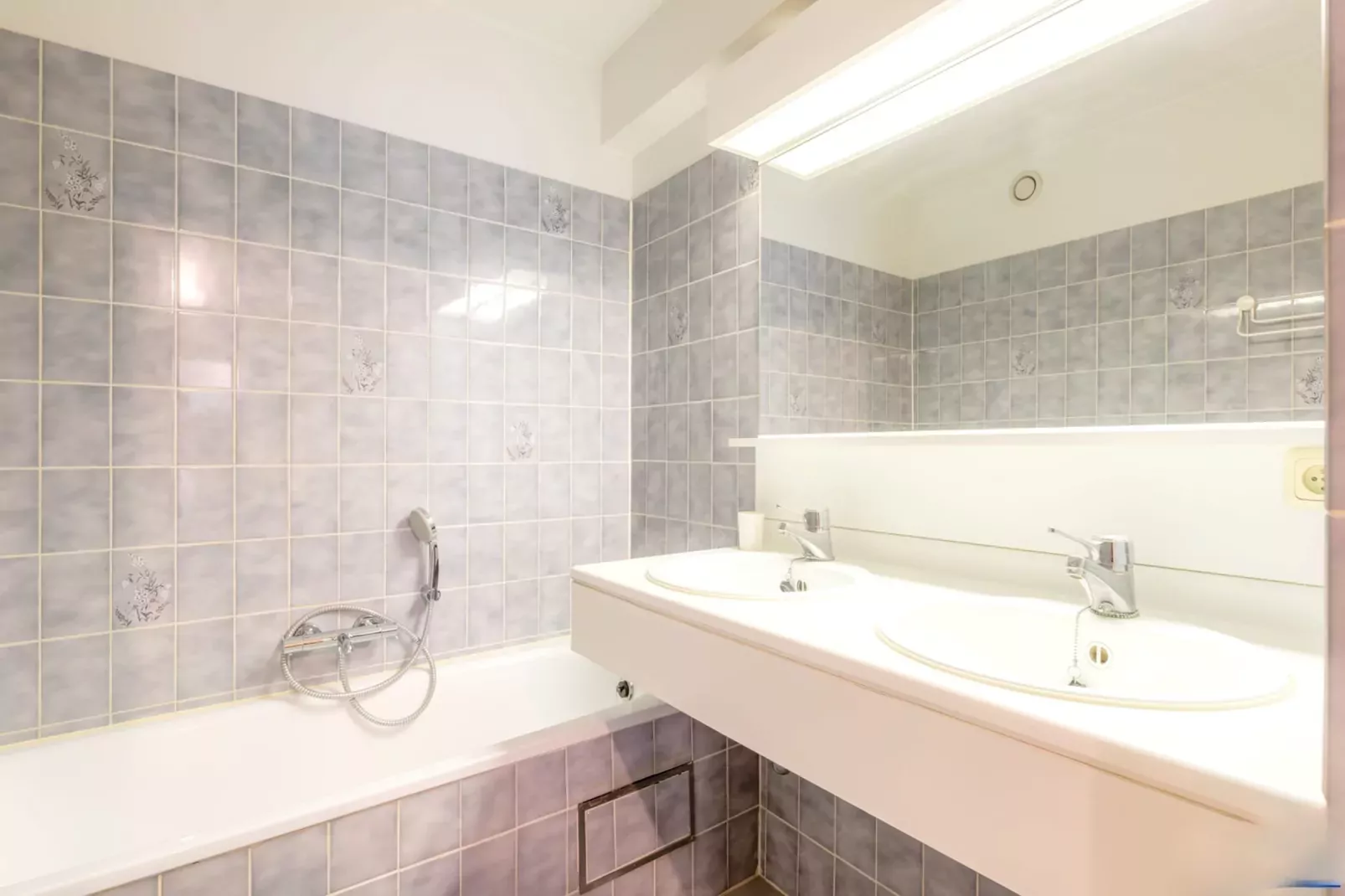 Astoria Palace 0101-Badkamer