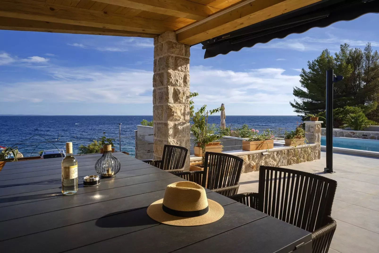 Villa Luce di Mare - Three Bedroom Villa with Pool-Terras