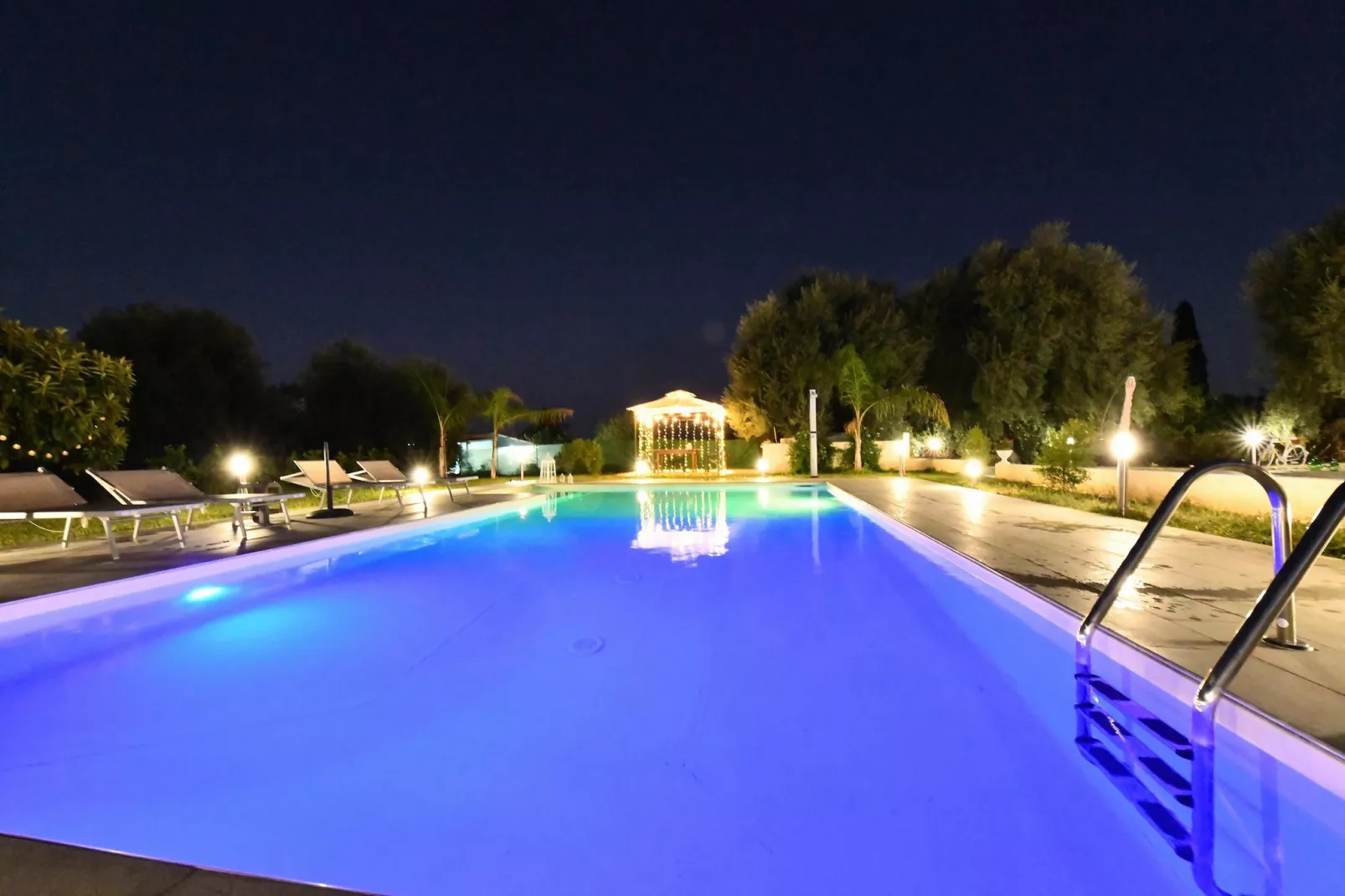 Villa Giugiò mit Privatpool-Zwembad