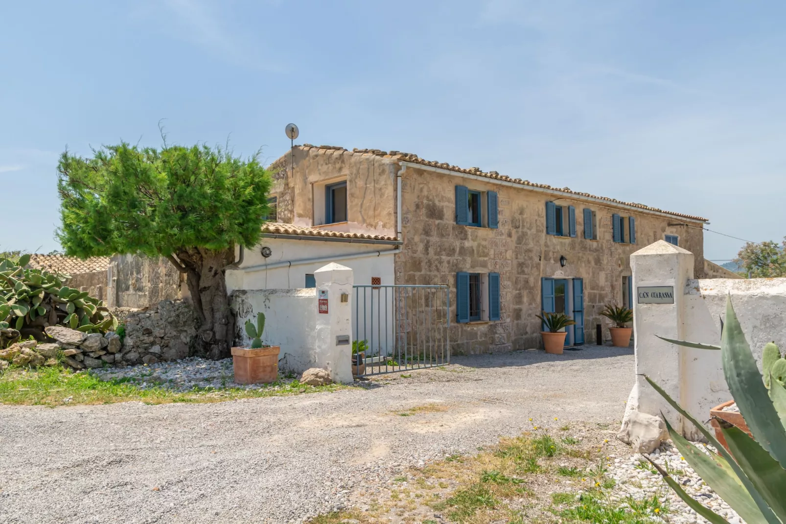 Can Cuarassa-Image-tags.