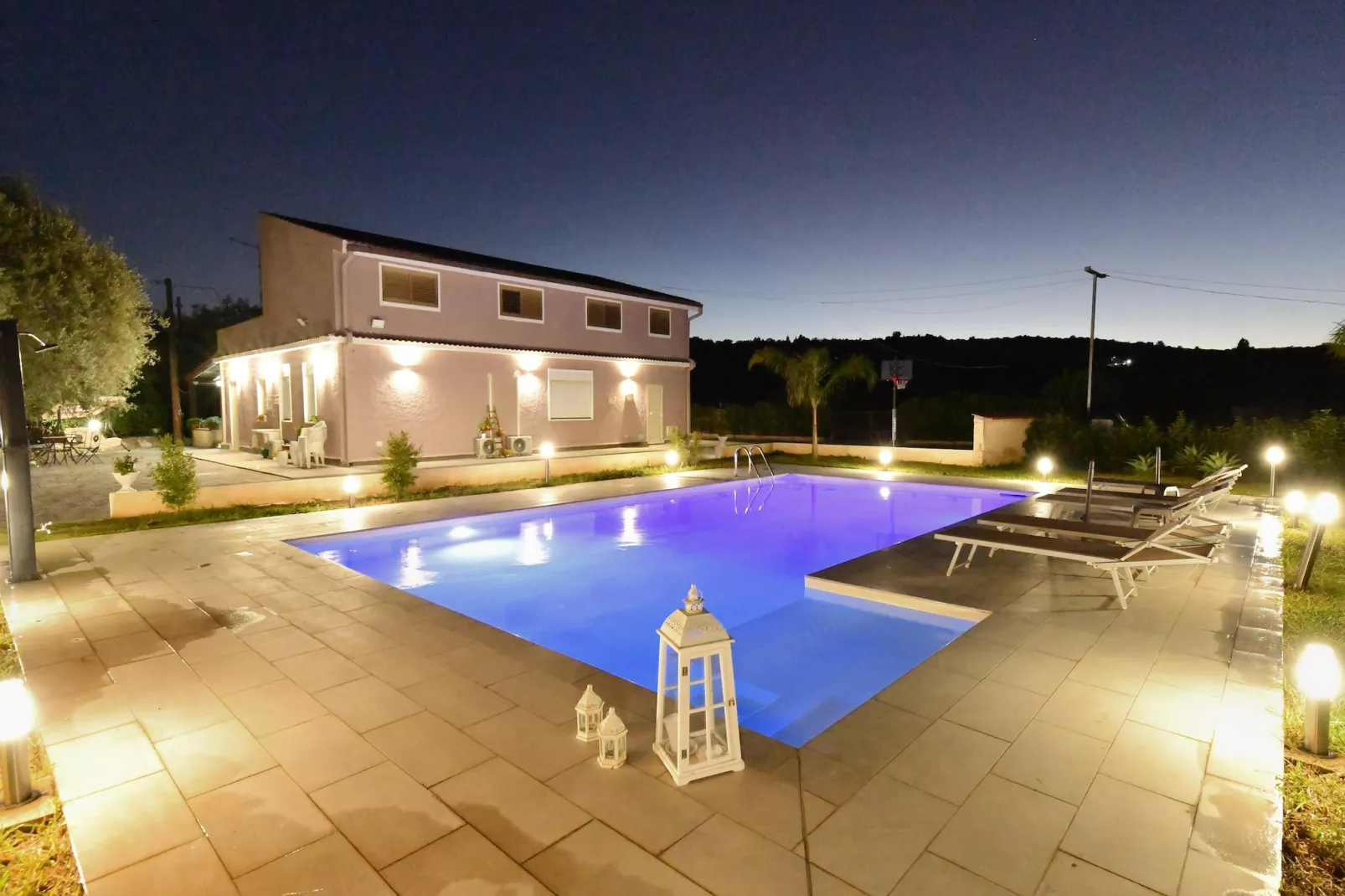 Villa Giugiò mit Privatpool-Zwembad