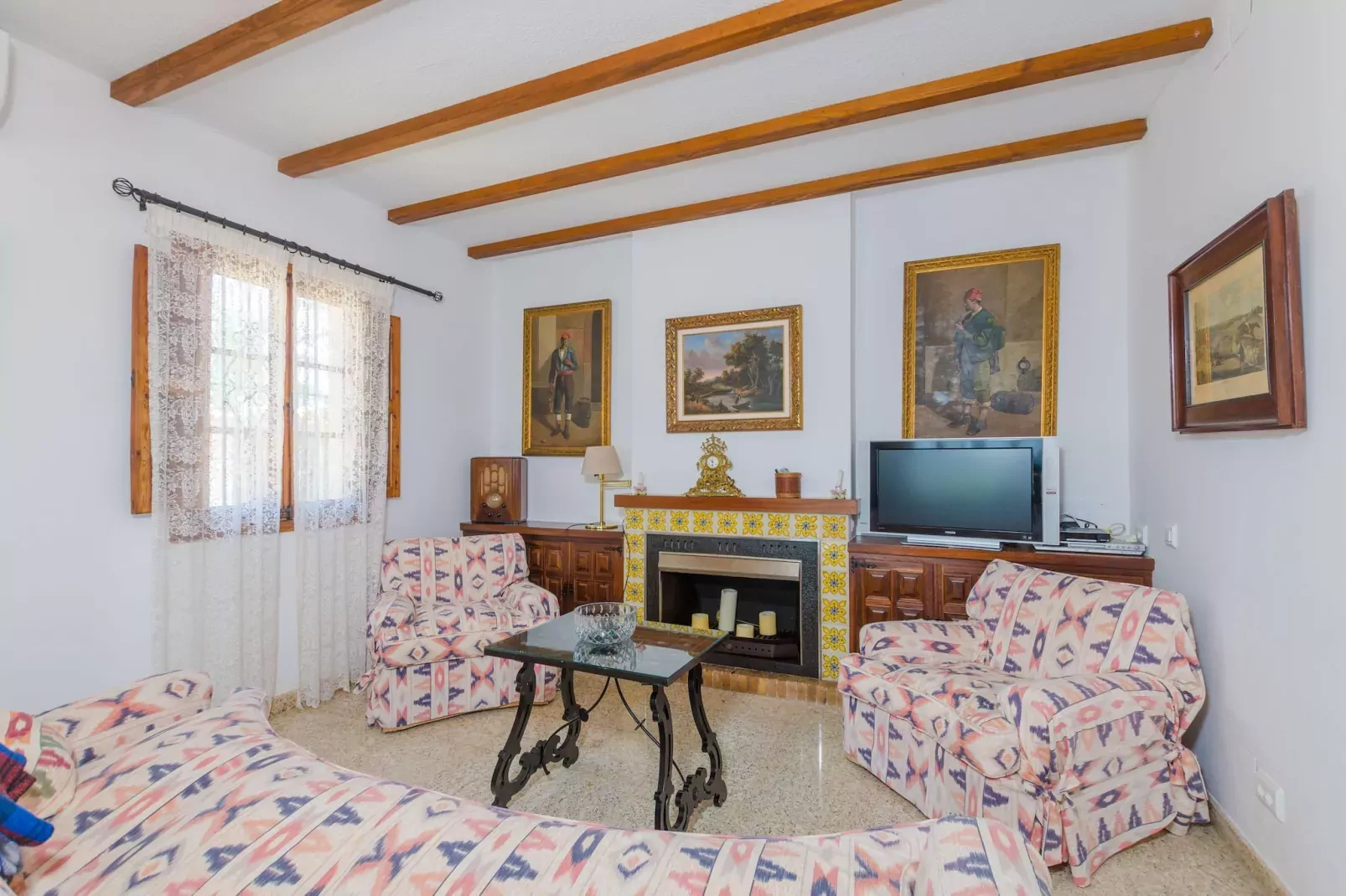 Son Real-Woonkamer
