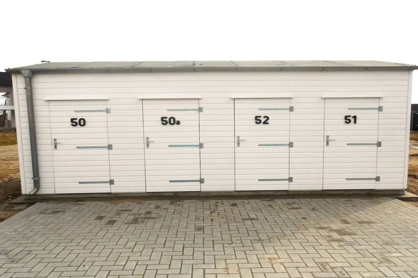 424127-Faciliteiten